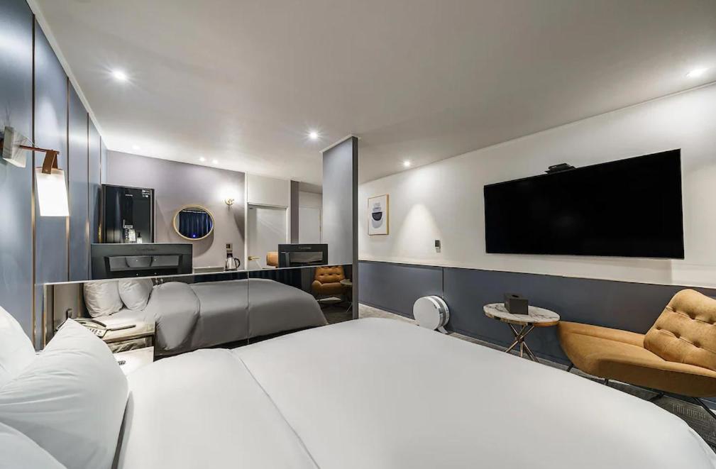 Brown-Dot Hotel Geomdan Incheon Luaran gambar